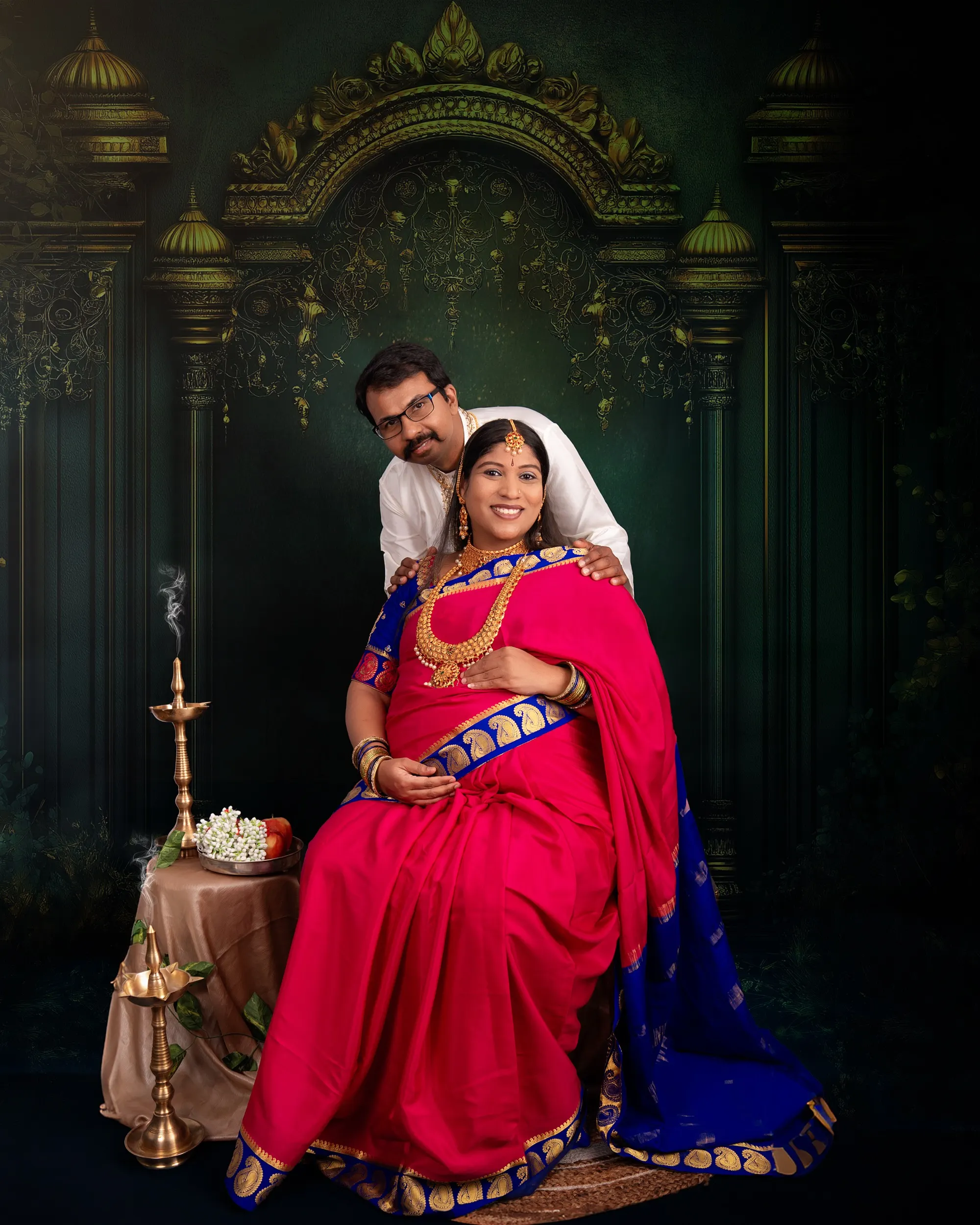 A maternity portrait photographed in Berlin.
