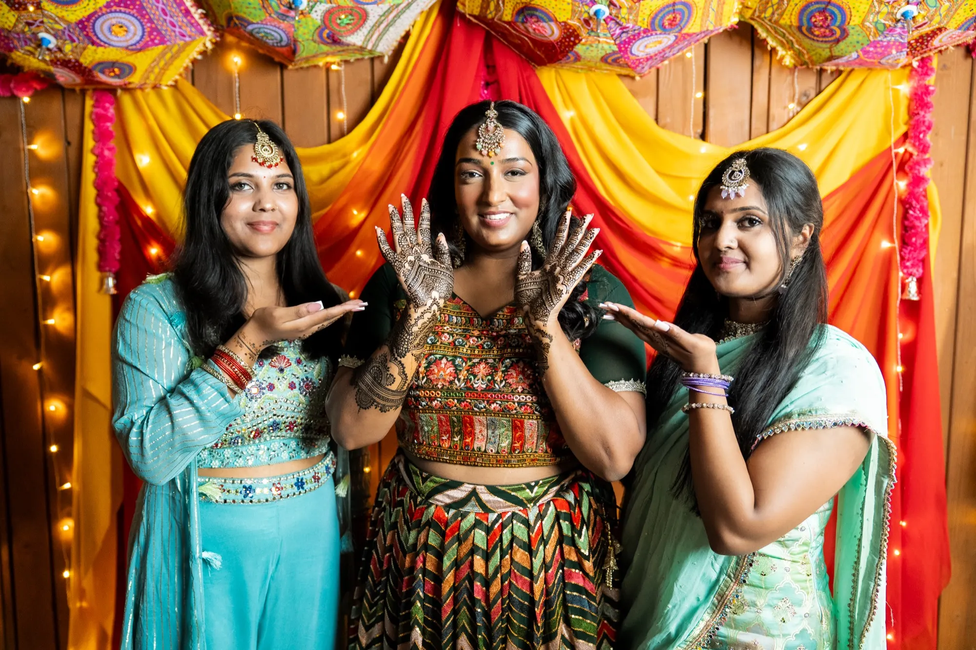 A wedding photographed by Sharmeli & Ashok.