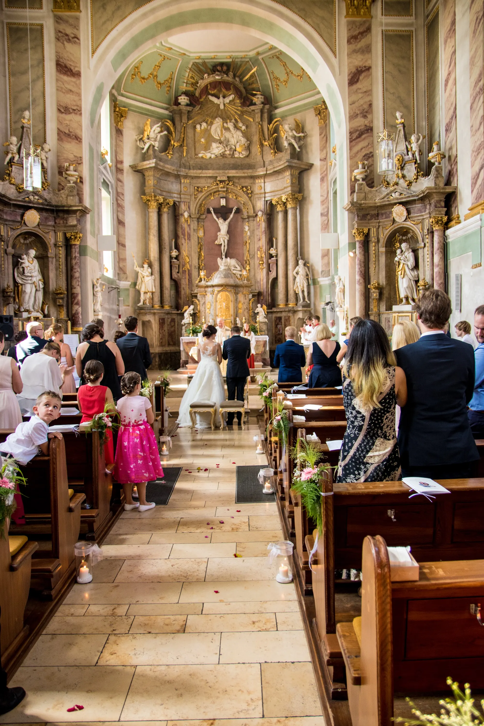 A church wedding photographed by Sharmeli & Ashok.