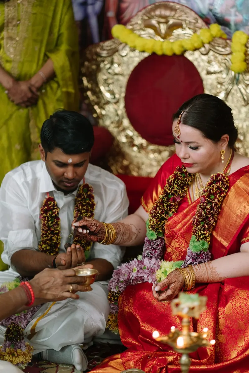 A wedding photographed by Sharmeli & Ashok.